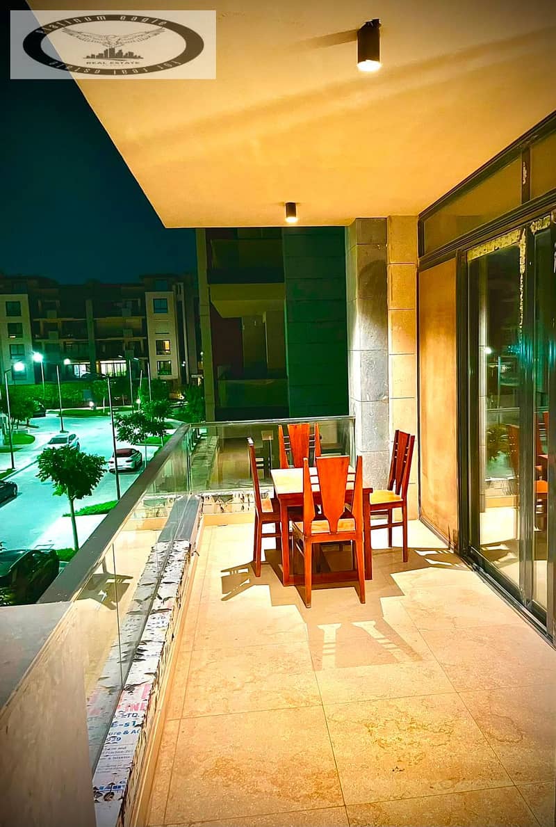 Furnished Apartment for Sale – Azad Compound, Fifth Settlement Prime location next to the American University (AUC) Ultra-super-lux finishing - Więcej