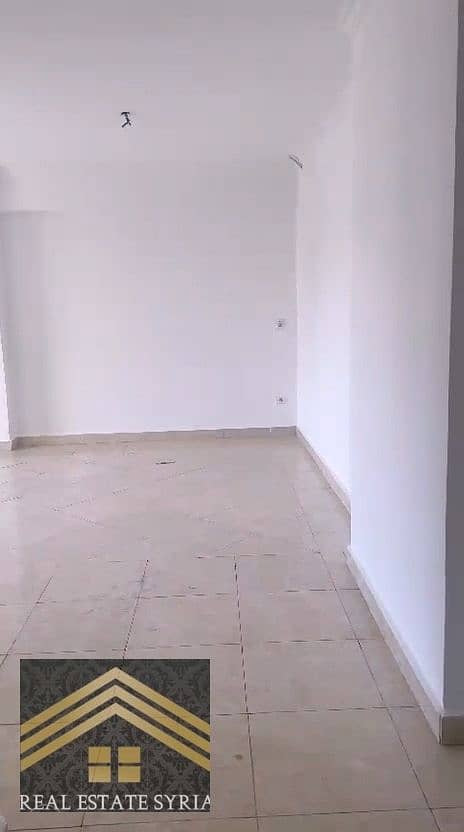 23 1000507188. jpg