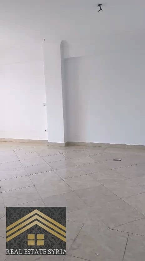 24 1000507189. jpg