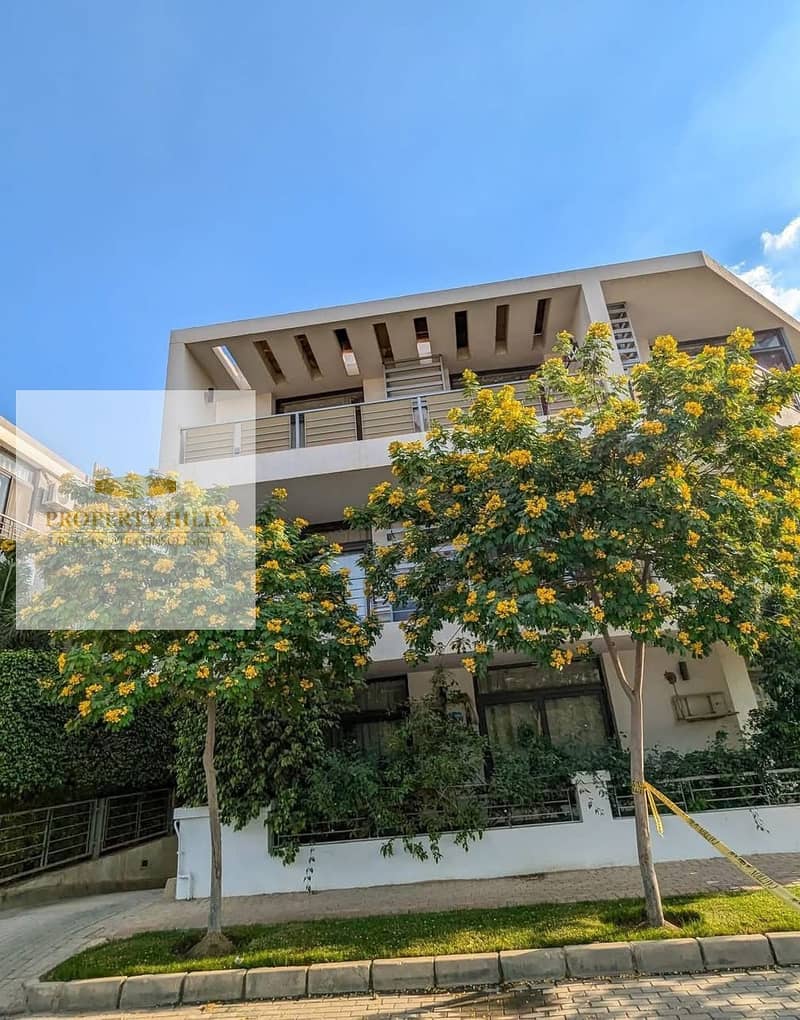 Villa for sale with a 50% discount in the Butterfly compound (بترفلاي) in Al Mostakbal City, next to Madinaty and just minutes from the Fifth Settlement, by Madinet Masr. - Ansicht 5