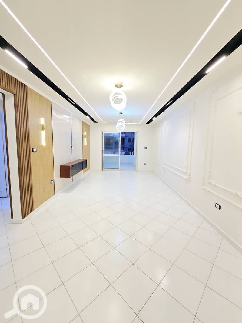 Apartment for sale in Alexandria, Al-Nakhil Beach, fourth building to the sea, suitable for residence and good investment, fully registered with all facilities. - Ansicht 3