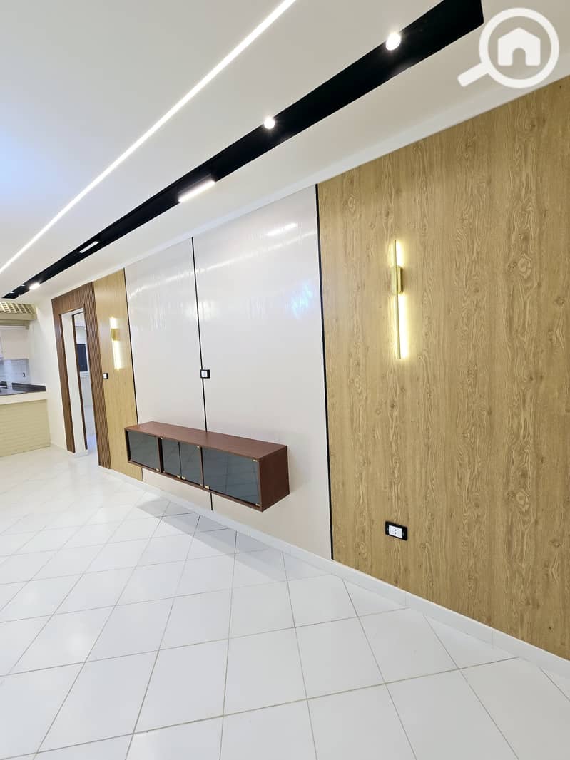 Apartment for sale in Alexandria, Al-Nakhil Beach, fourth building to the sea, suitable for residence and good investment, fully registered with all facilities. - Ansicht 6