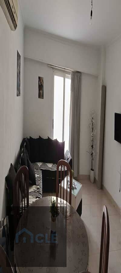 A luxurious furnished apartment with the latest furniture for rent and fully air-conditioned at the lowest price in Sun City ,10 minutes away from AUC - Widok 3