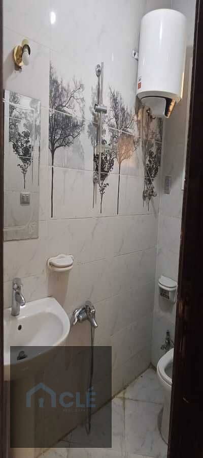 A luxurious furnished apartment with the latest furniture for rent and fully air-conditioned at the lowest price in Sun City ,10 minutes away from AUC - Więcej