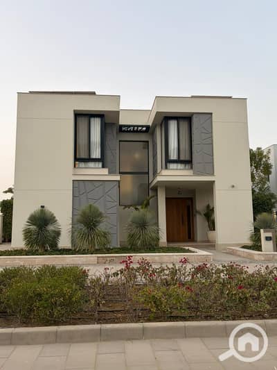 6 Bedroom Villa for Sale in 6th of October, Giza - WhatsApp Image 2026-05-16 at 4.31. 04 PM. jpeg