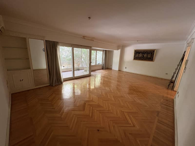 For sale, 180sqm Maadi, lasilki, parquet flooring, unique location For sale, 180sqm Maadi, lasilki, parquet flooring, unique location