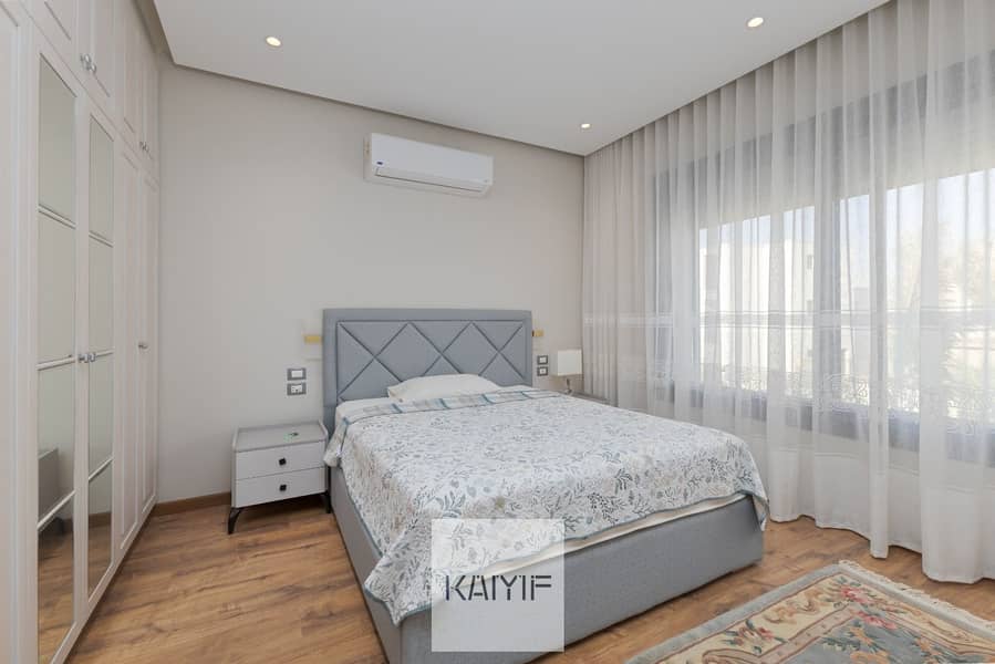 Standalone Villa for Sale in Palm Hills Katameya PK1 with Neo Classic Finishes Private Pool Elevator Open Landscape View - Więcej