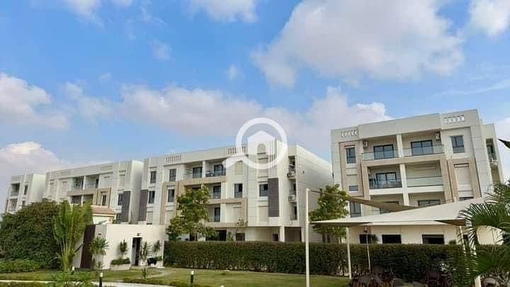 A fully finished apartment with air conditioning and kitchen directly in front of Madinaty. - Mehr