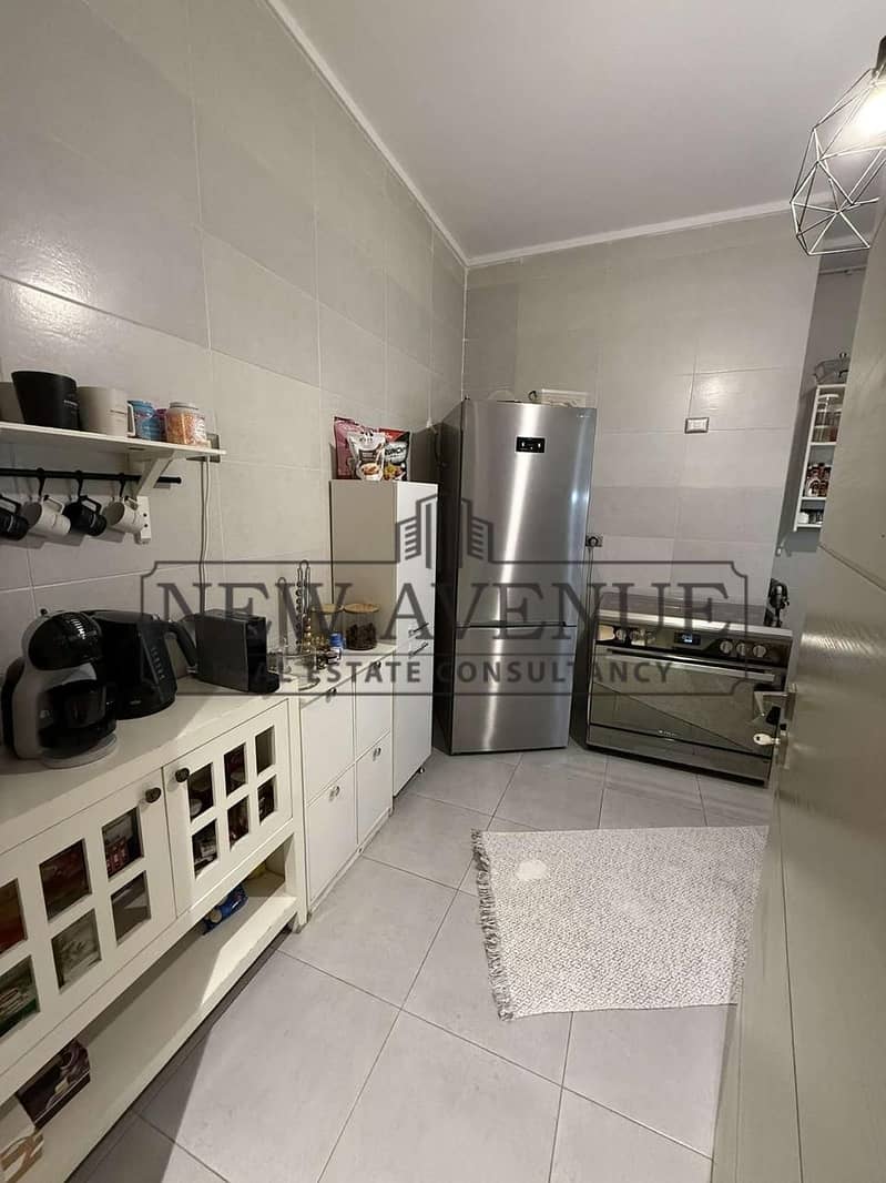 Duplex fully finished with A/C's ready to move prime location in village gate palm hills 5 mins away from auc - More