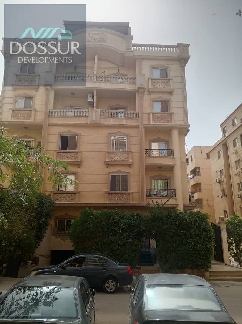 A great deal on an apartment in Al Banafseg, fully finished to an ultra-super-lux standard, located in the First Settlement, second building from 90th - Aanzicht 2