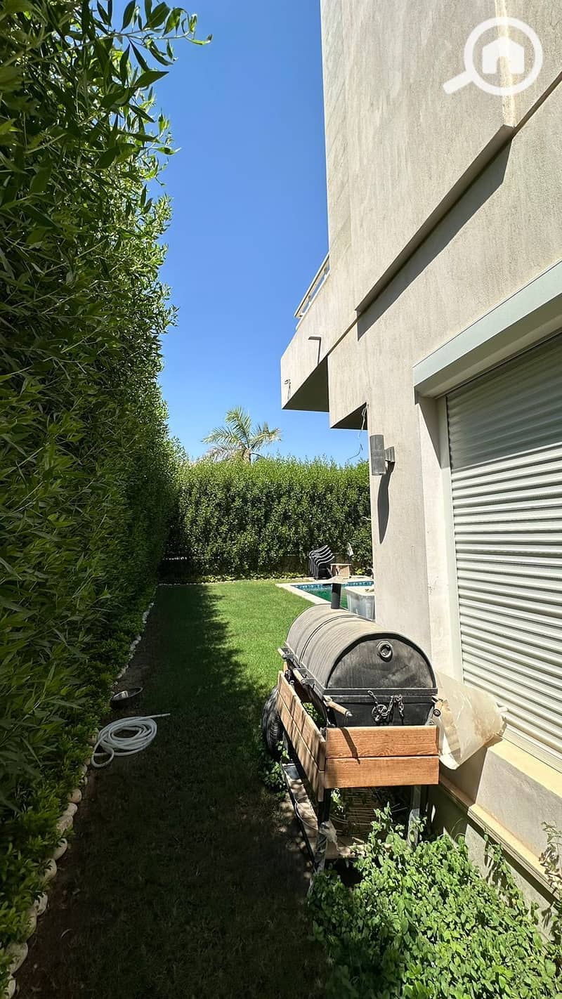 For Sale Standalone villa Prime location - Bild 4