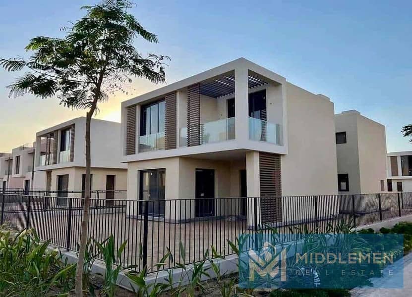 town house middle 234m Prime location view on Landscape Ready to Move sodic east el shrouk - Widok 3