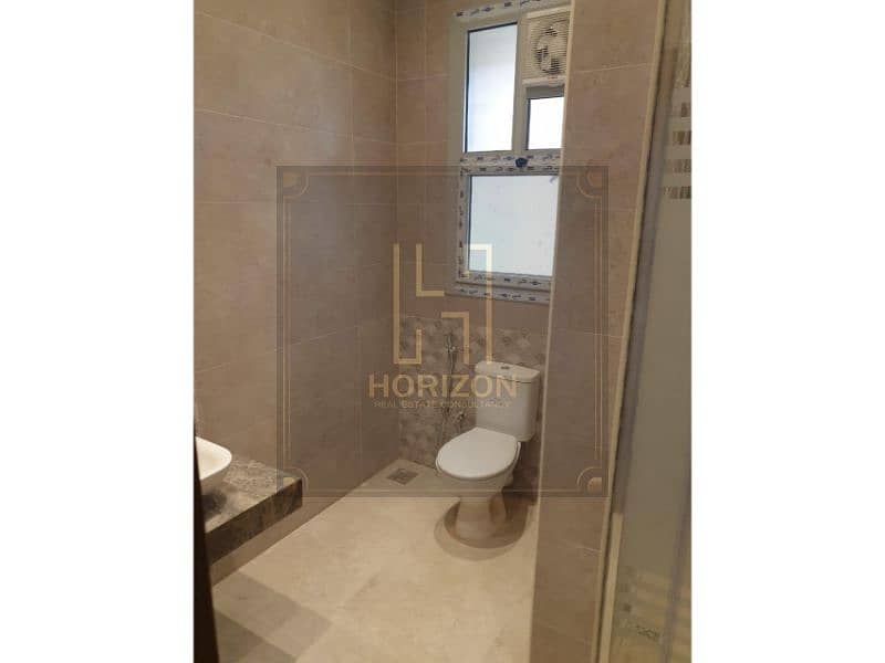 Special finishing Apartment with kitchen sale Village gate Palm Hills New Cairo - Mehr