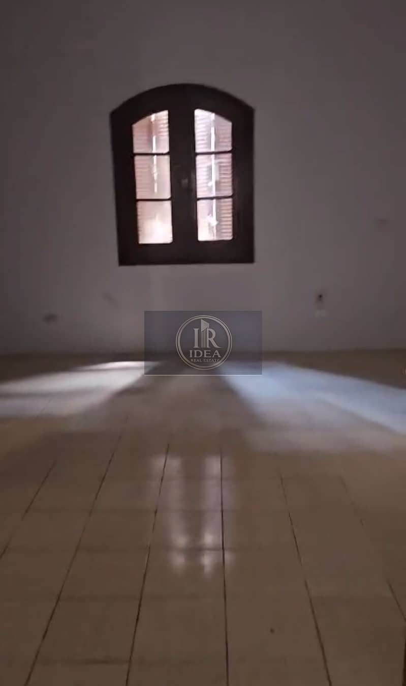 11 1000465512. jpg