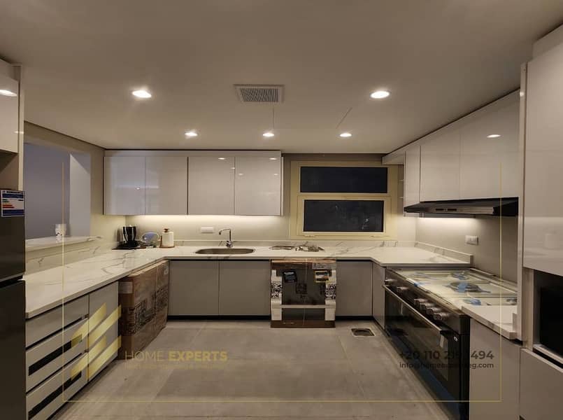 A fully furnished apartment in one of New Cairo’s most sought-after compounds, offering a comfortable layout and modern living experience. - Więcej