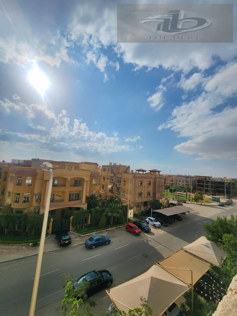 A rare investment opportunity in the heart of Al-Yasmeen 7 Villas – Fifth Settlement. If you are looking for a rooftop unit in a prime location at an - Widok 3