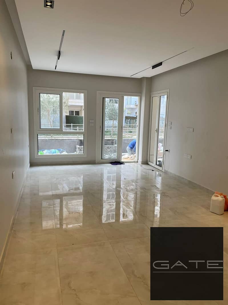 Ground floor apartment finished for sale in Mountain View iCity October - at the best price - Widok 4