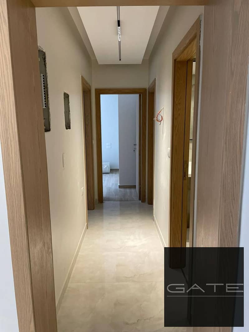 Ground floor apartment finished for sale in Mountain View iCity October - at the best price - Widok 6