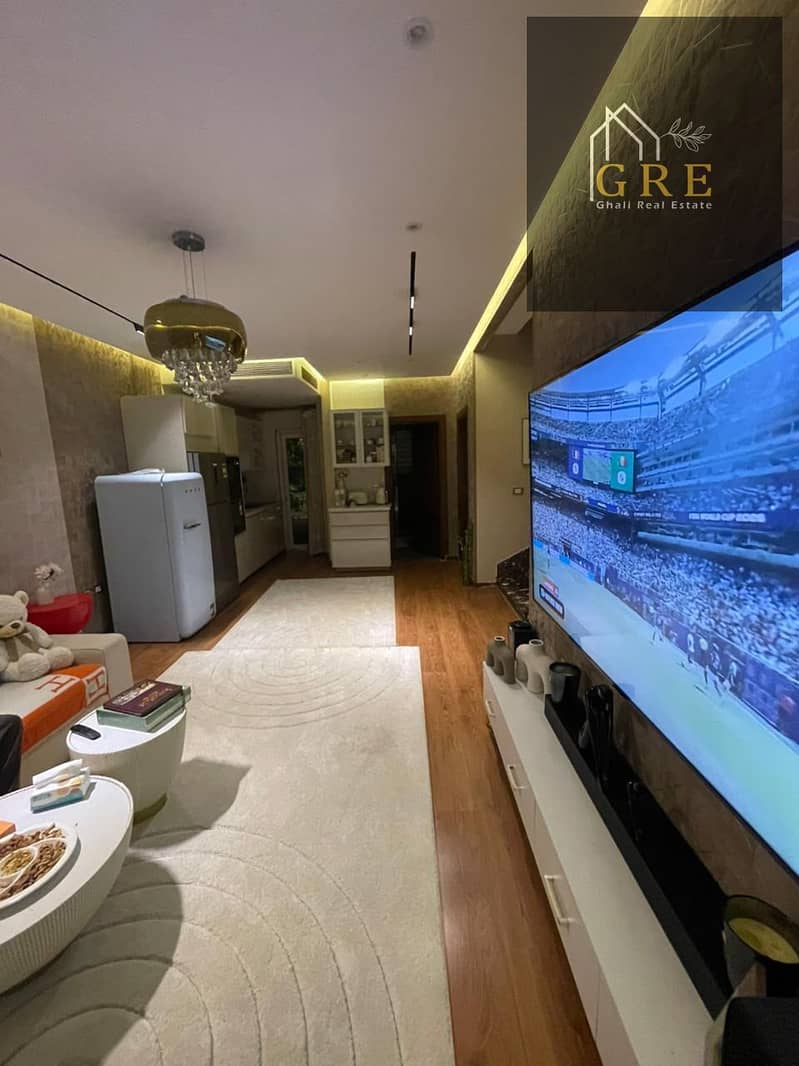 A special opportunity to buy a 280m townhouse inside the Zayed Dunes compound with ultra super lux finishing including the kitchen, air conditioning, and dressing in a prestigious and distinctive location. - Ansicht 5