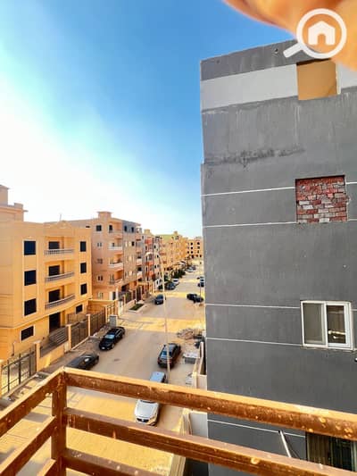 3 Bedroom Flat for Sale in 6th of October, Giza - WhatsApp Image 2026-06-29 at 1.39. 50 PM (4). jpeg 3 Bedroom Flat for Sale in 6th of October, Giza - WhatsApp Image 2026-06-29 at 1.39. 50 PM (4). jpeg