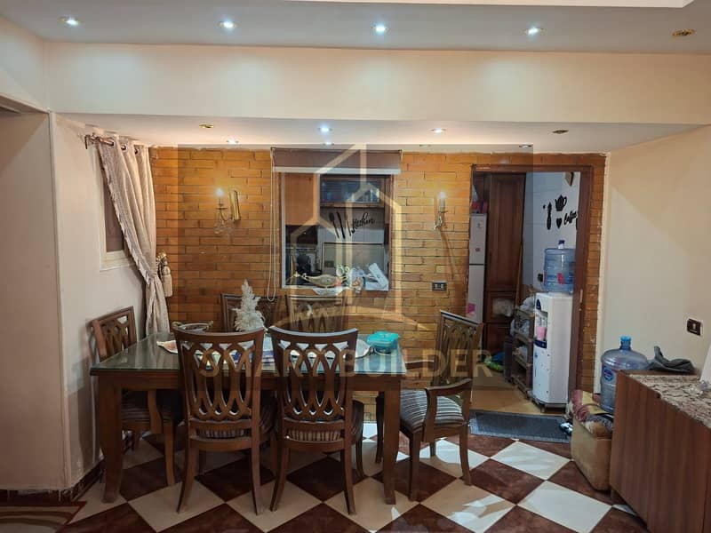 For sale: Narcissus Buildings 2 bedrooms and a reception area with 3 pieces, bathroom, kitchen, old meters, elevator, third floor, area 115m. The price has been reduced for quick sale. - Widok 4