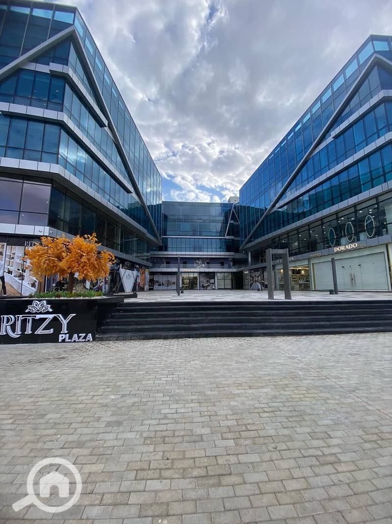 Office for rent, 63 sqm, in Ritzy Mall, Sheikh Zayed City (Al-Shabab Street); finished and equipped with air conditioning. - Widok 6