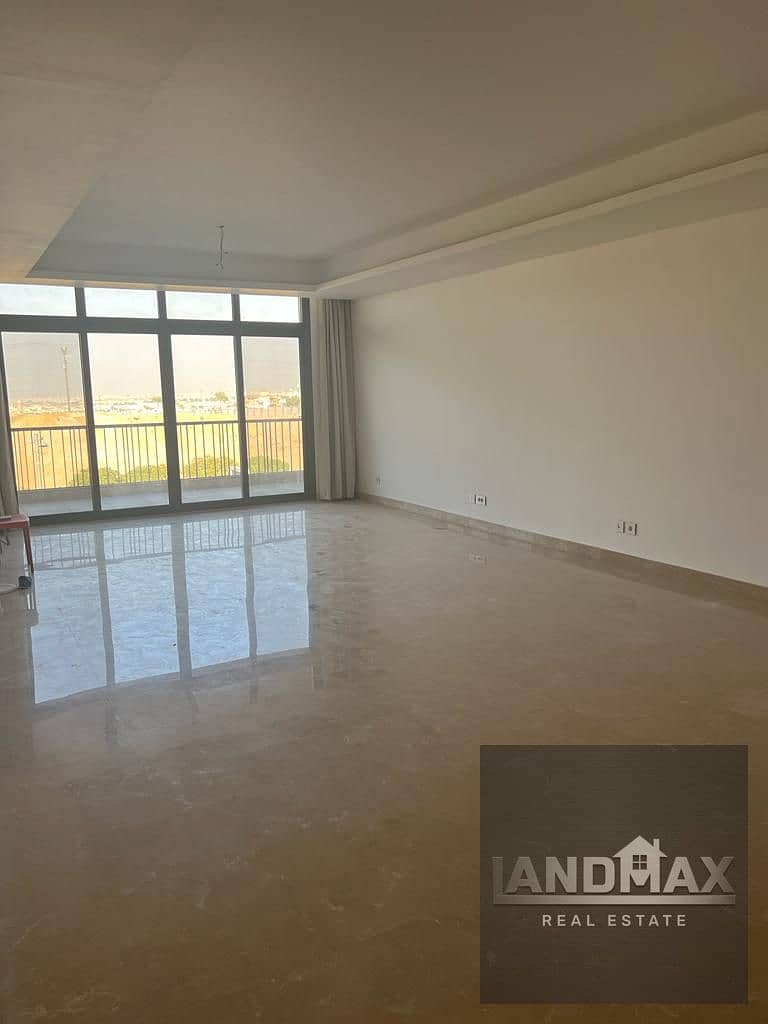 8e528352-a495-46f4-bdad-20e02dfda666. jpg 8e528352-a495-46f4-bdad-20e02dfda666. jpg