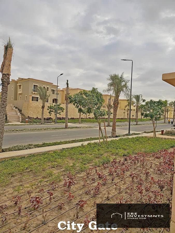 2 City Gate_92. jpg