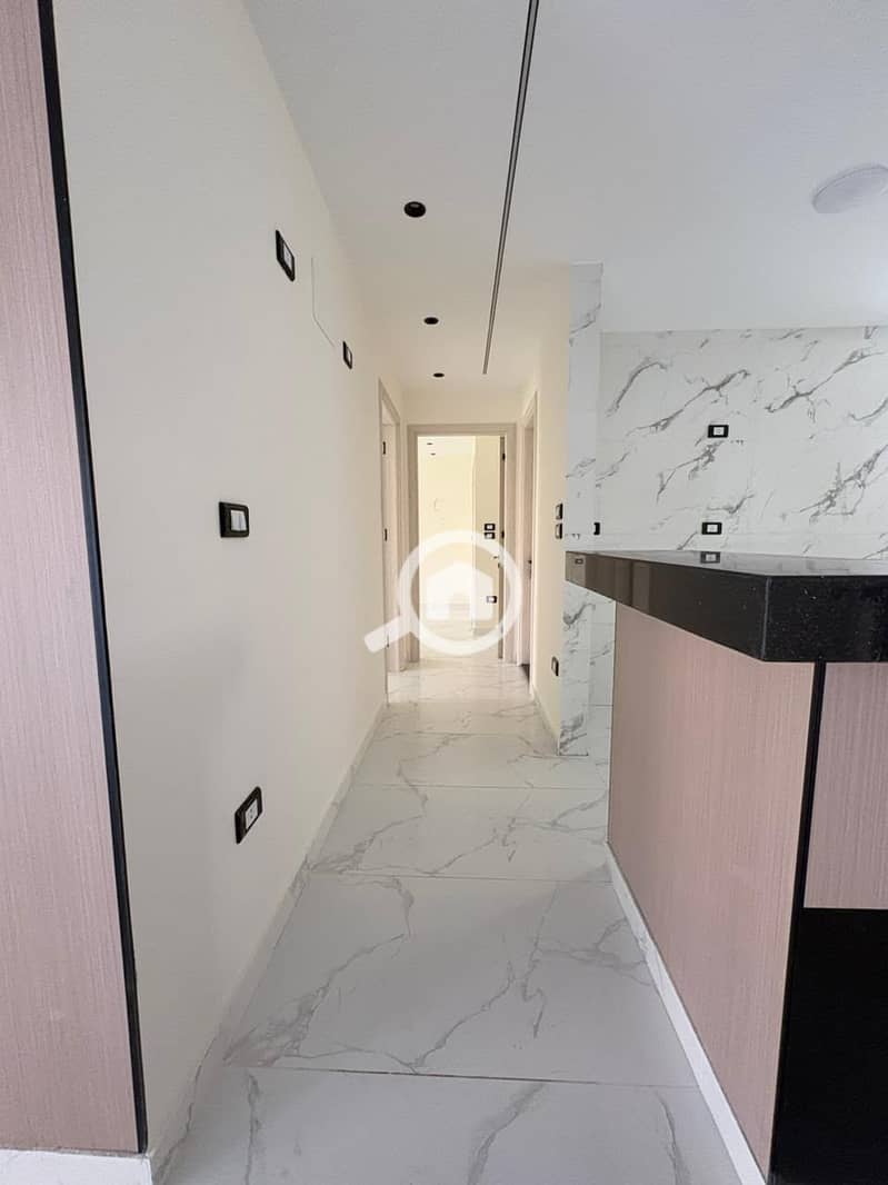 Apartment for sale in Madinaty, 96m² in B7, special finishing, ultra super lux, first occupancy, wide garden view – další