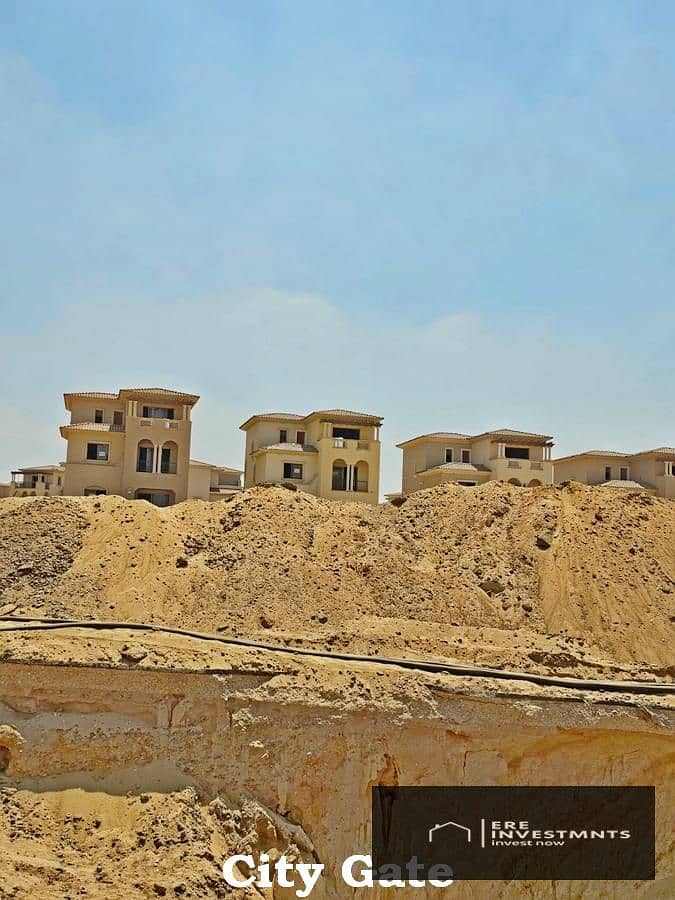 5 City Gate_305. jpg