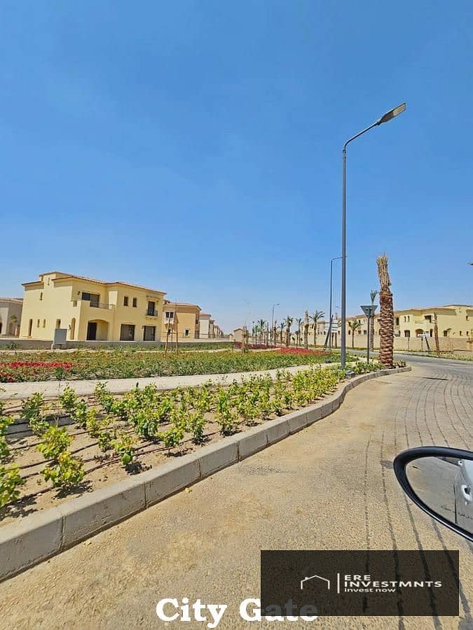 10 City Gate_313. jpg