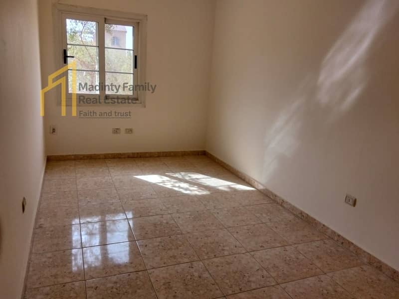 "For rent: Villa Model Y, wide garden view, prime location next to Al-Masjid Al-Abyad and Central Park - Ansicht 3