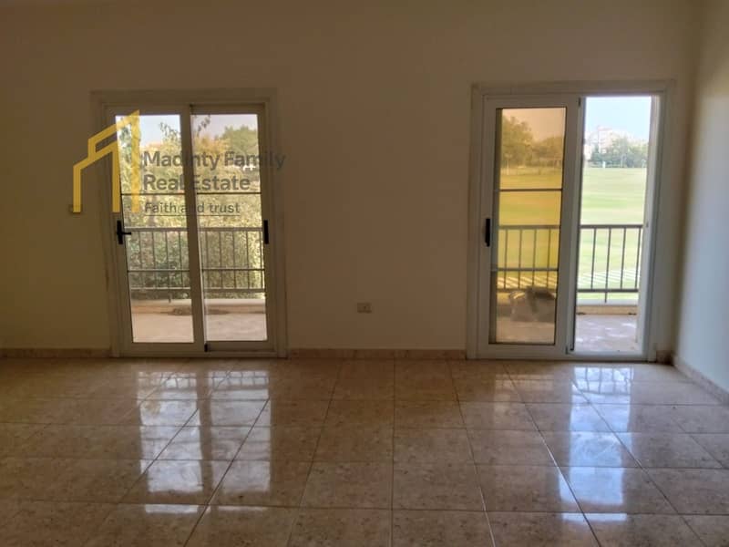 "For rent: Villa Model Y, wide garden view, prime location next to Al-Masjid Al-Abyad and Central Park - Mehr