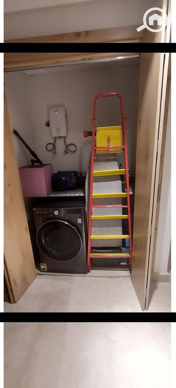 9 1000345676. jpg