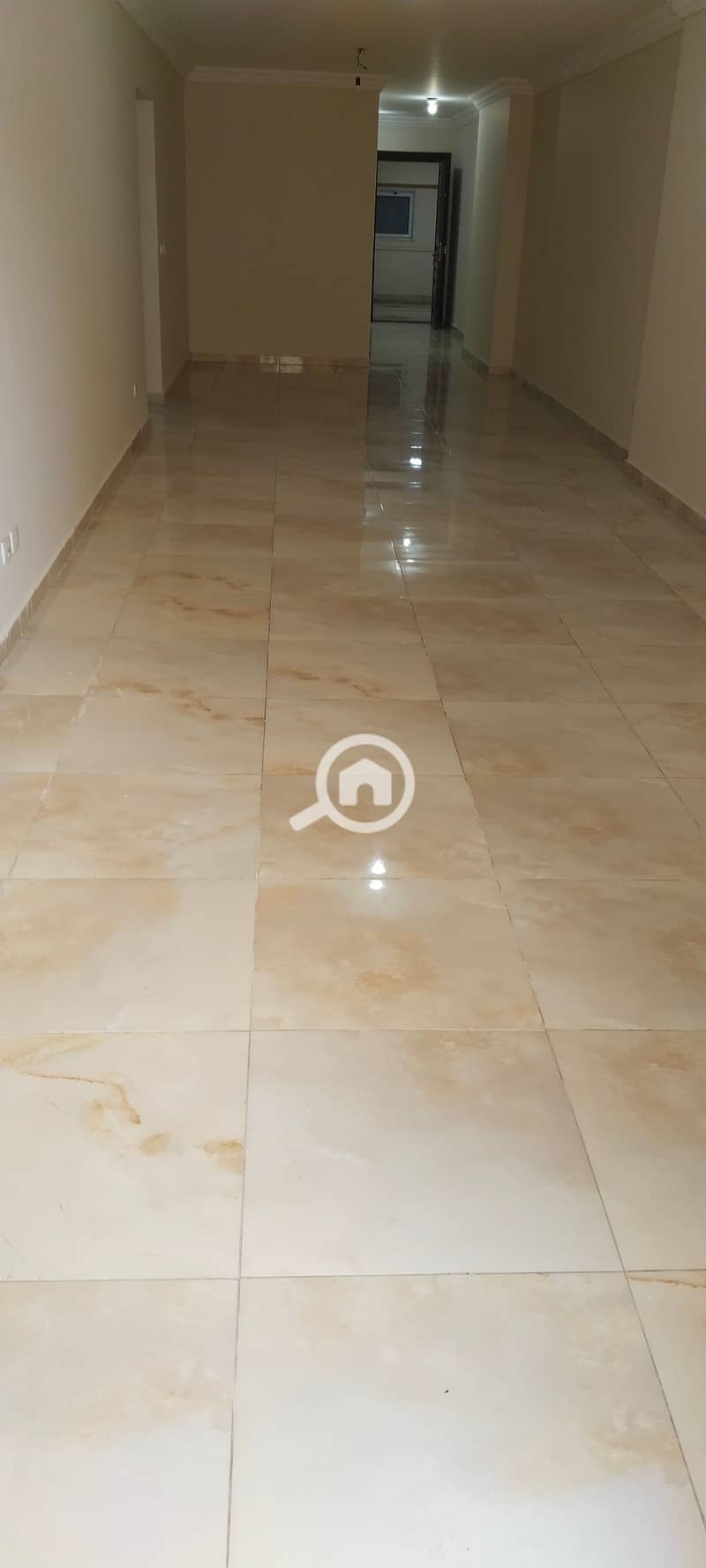 For sale, a super luxury apartment in Carrefour City Light Towers in Sayouf, Mustafa Kamel Street, with full utilities and licensed at an attractive price. - Widok 4