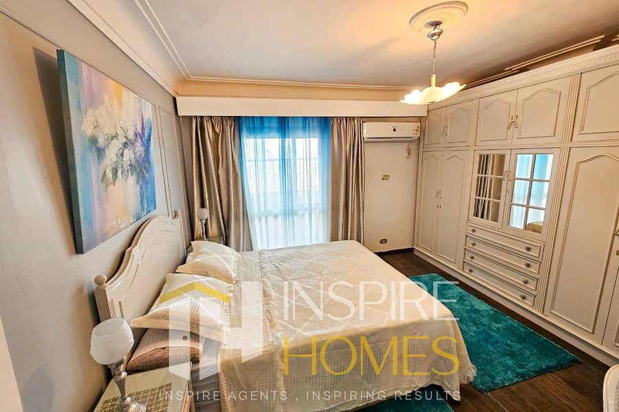 Enjoy Luxury and Coastal Living in the Heart of San Stefano with a Partial Sea View - Widok 3