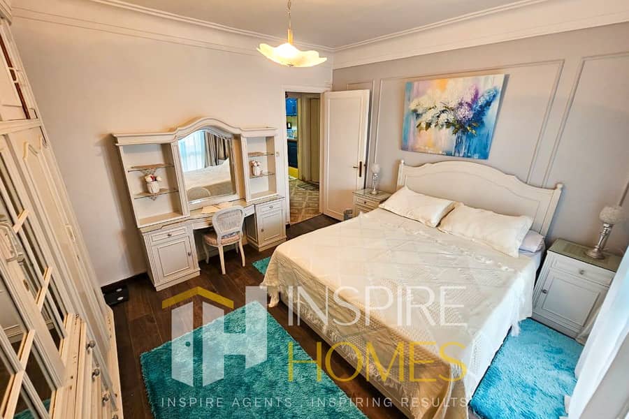 Enjoy Luxury and Coastal Living in the Heart of San Stefano with a Partial Sea View - Widok 5