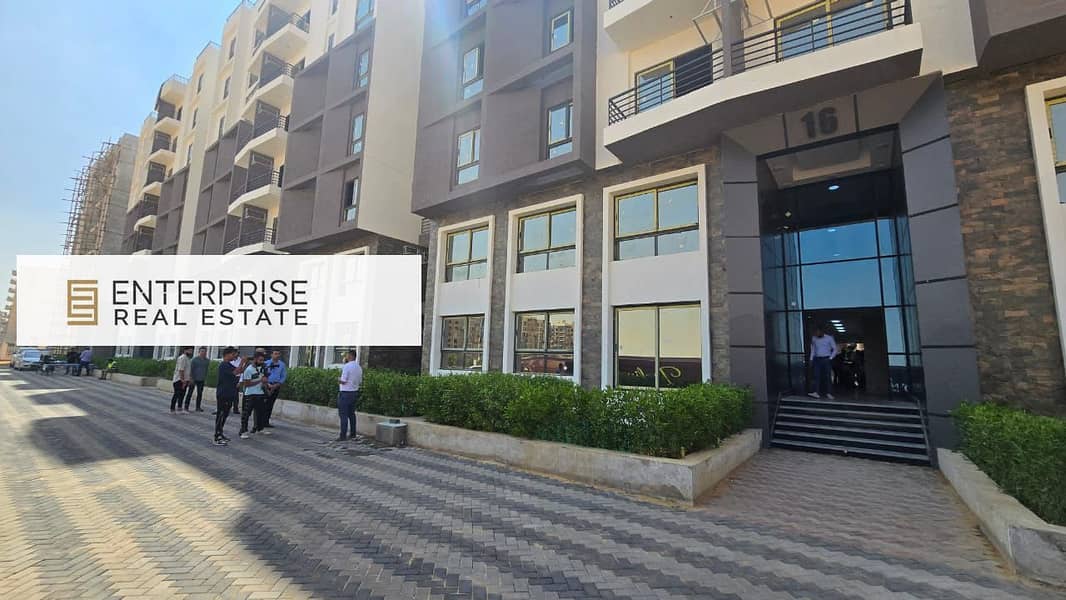 A fully finished 3-bedrooms apartment, ready for immediate delivery and move-in, located in R7, next to the Russian University in the New Capital. - Widok 4
