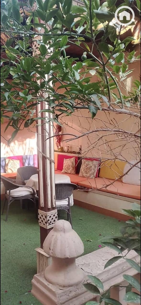Basement Apartment with Private Garden for Sale in the Exclusive 8th District of Sheikh Zayed City. - Widok 4