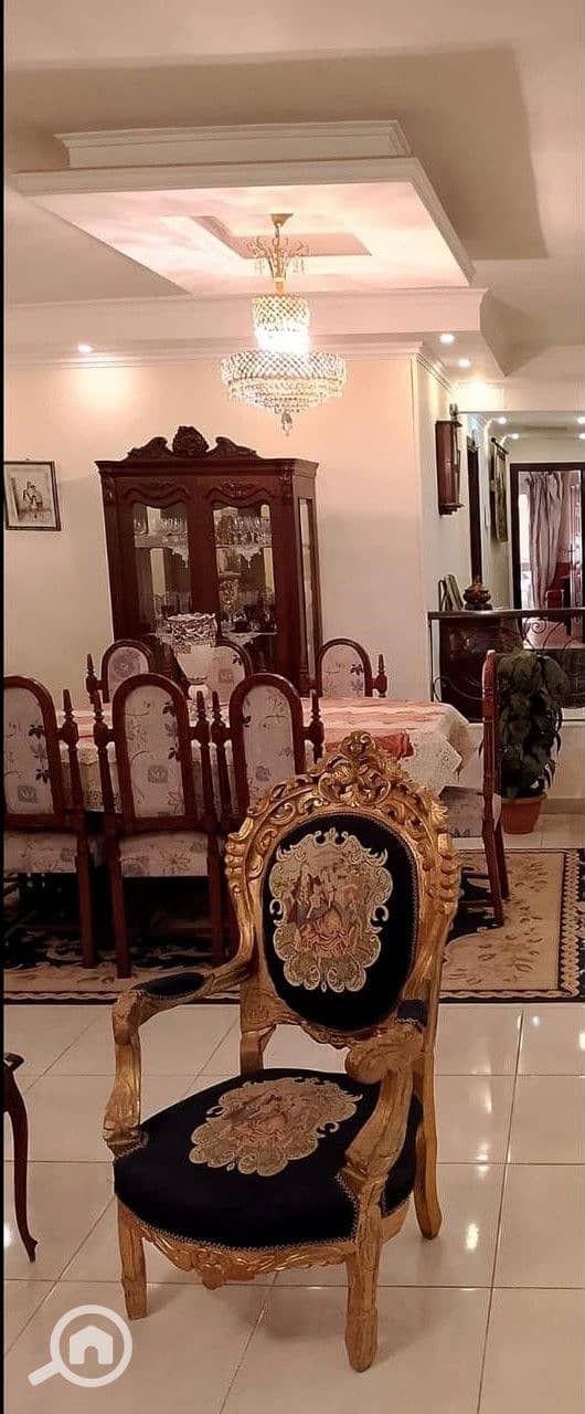 Basement Apartment with Private Garden for Sale in the Exclusive 8th District of Sheikh Zayed City. - Widok 6