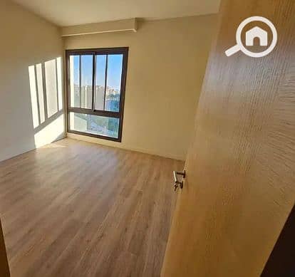 For sale in Alegria a fully finished apartment with an open view overlooking the Beverly Hills Sodic landscape. - Widok 3