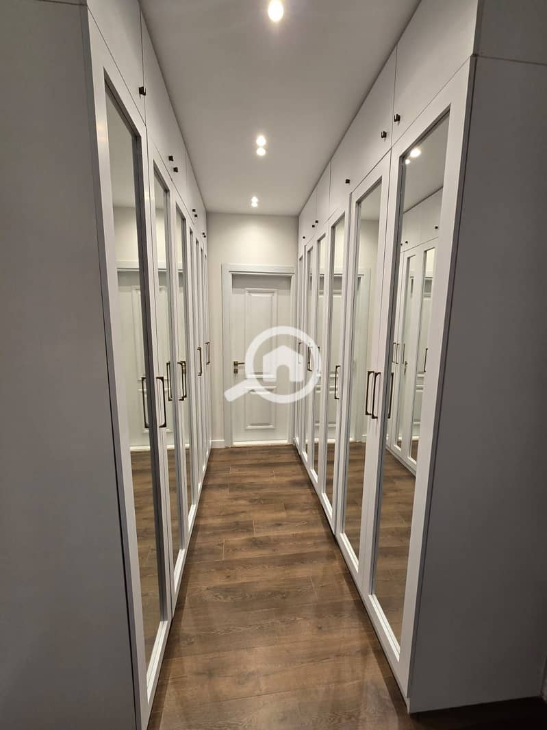 Excellent opportunity to buy an apartment for sale in Al Yasmin Compound - Sheikh Zayed, with an area of 240 meters - Fler