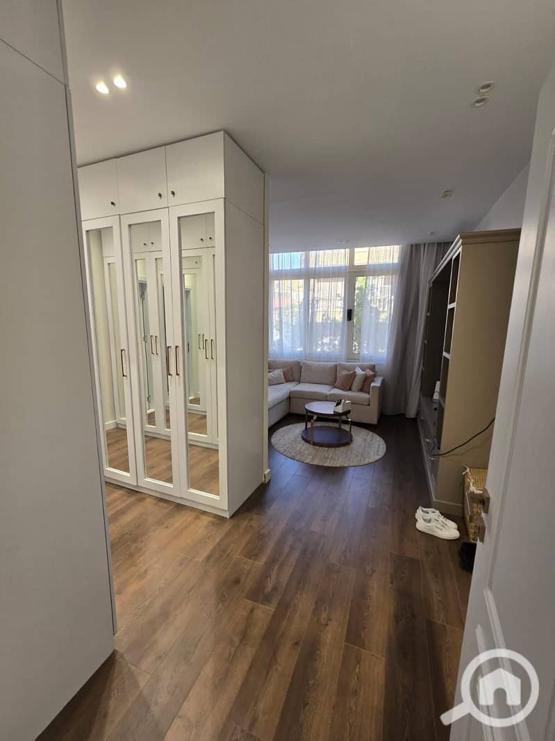 Apartment 3 Bedrooms Resale At Yasmine Compound Sheikh Zayed City - Mehr