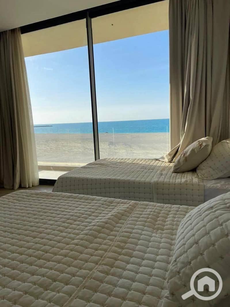 fully finished chalet ready to move with lagoon view ,prime location in Ras El Hekma - Widok 2