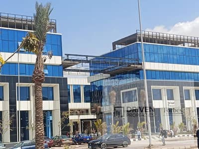 عيادة  للايجار في 6 اكتوبر، الجيزة - park yard mall (1). jpg