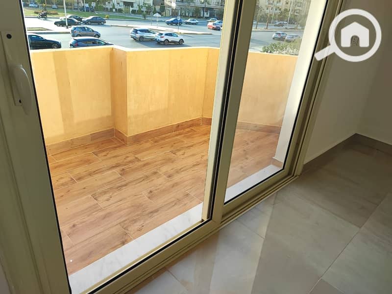 240 sqm super lux apartment in Al Yasmeen Villas directly on Mostafa Kamel Axis - Ansicht 4