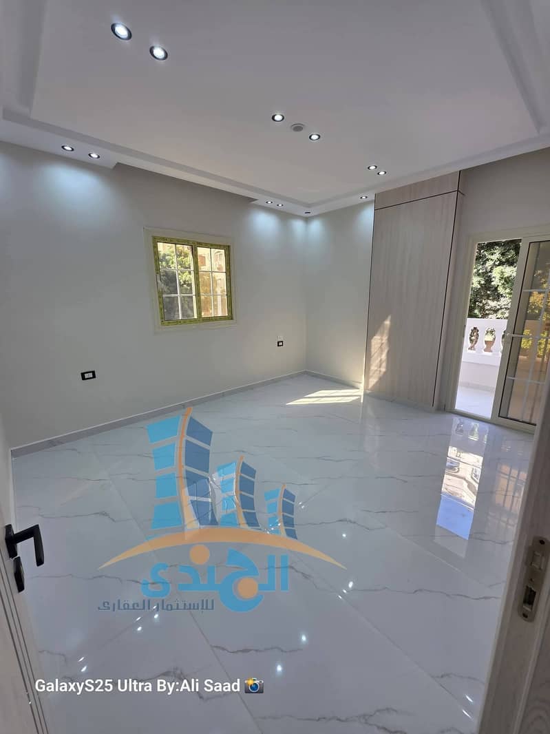 A stunning apartment in Al-Haram Gardens, first upper floor, corner facing north-east, 155 square meters, 3 bedrooms, 2 bathrooms - Mehr
