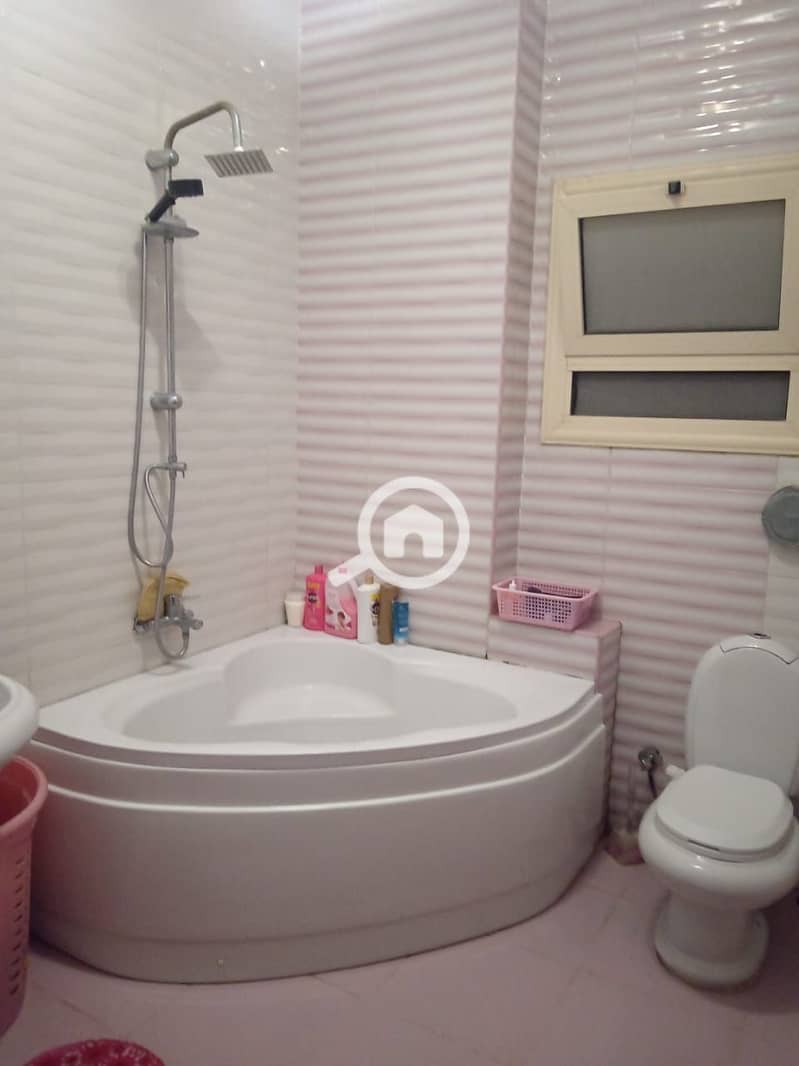 Roof Apartment for Sale in Banafseg Buildings, New Cairo | 160 Sqm + 50 Sqm Terrace | Ready to Move | Fully Finished | Great Price | Move-In Ready - Mehr