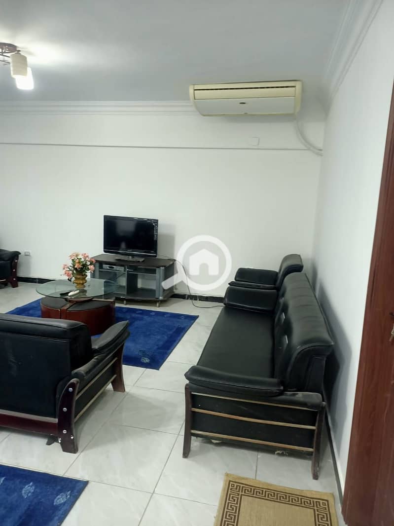 Official administrative apartment 187 square meters in October, El-Hosary Square. From the owner. - Widok 3