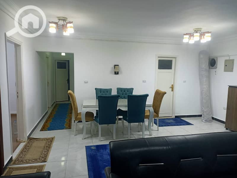 Official administrative apartment 187 square meters in October, El-Hosary Square. From the owner. - Widok 5